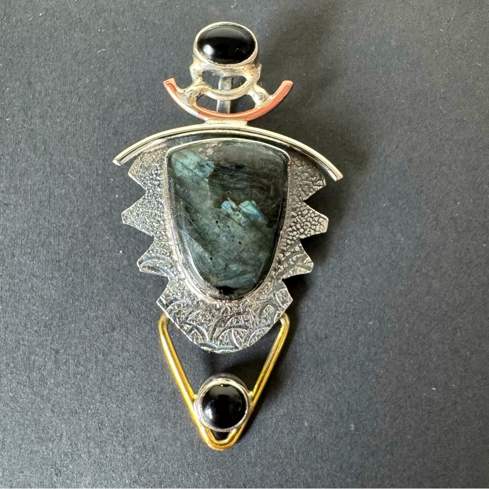 Intricate Labradorite Pendant